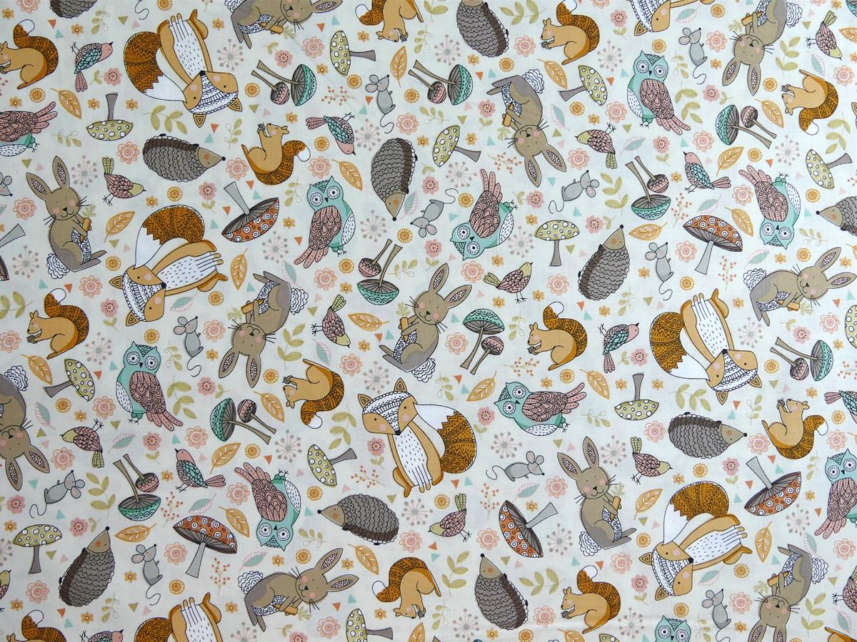 Patchworkstoff aus der Serie Doodle Days mit Eichhörnchen Fuchs Uhu Igel von Makower sehr süß